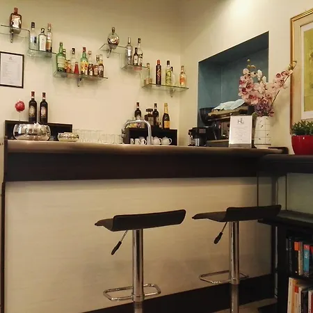 ロレート ホテル 2*